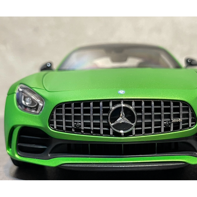 【Almost Real】1/18 Mercedes-Benz AMG GT-R 消光綠 1:18 模型車