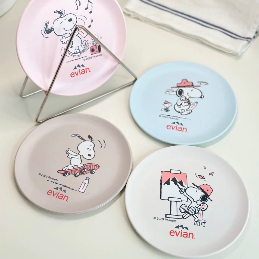 【售完不補】🇯🇵 【Snoopy 史努比】evian聯名 雜誌附錄 美耐皿小盤子