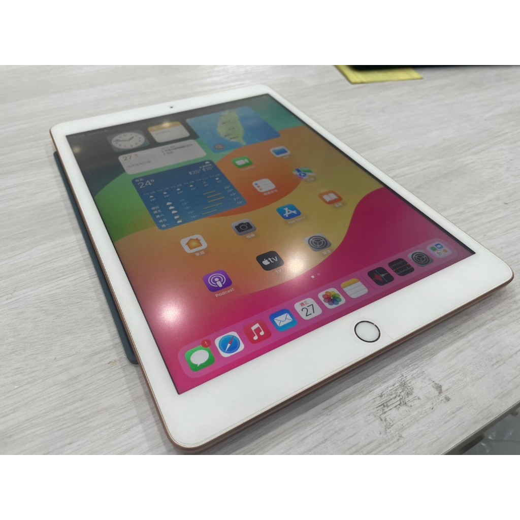 iPad 8 128G 玫瑰金