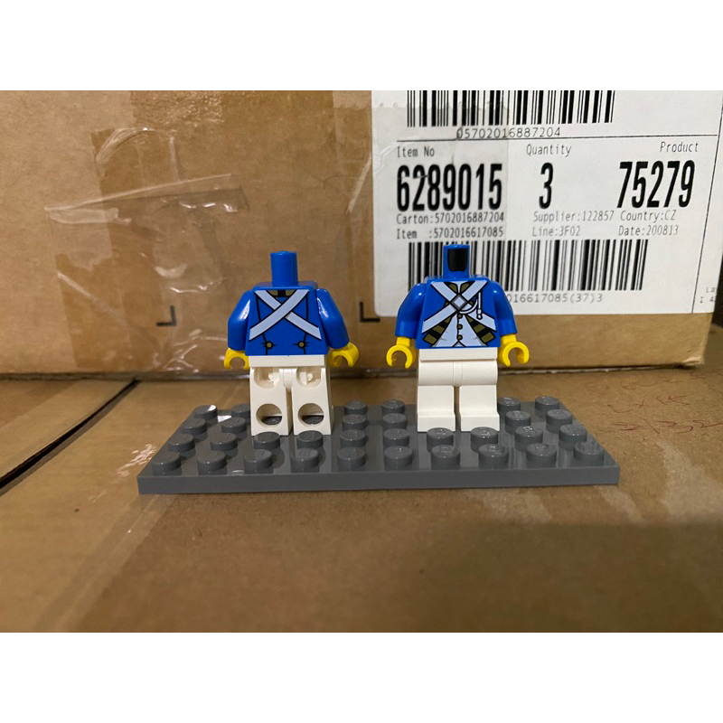 ［妞玩具] 現貨 LEGO 10320 官兵 海盜島 士兵 身體+腿部 徵兵