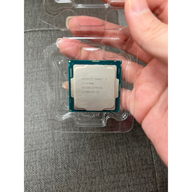 二手INTEL I7-8700K