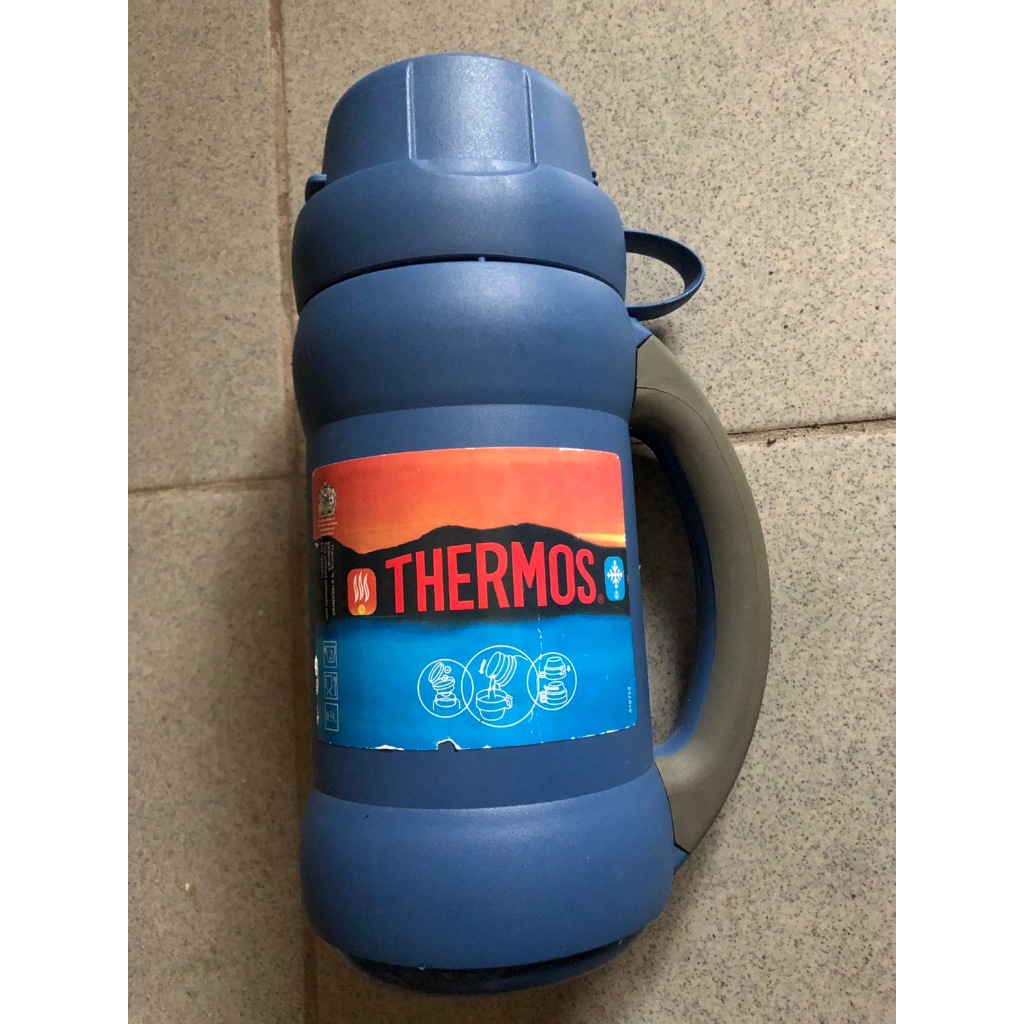 THERMOS 膳魔師 不銹鋼真空保冷瓶 保溫瓶 運動水壺0.5L 外出露營/野餐 泡咖啡泡茶泡牛奶好物(二手9成新)