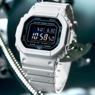 CASIO卡西歐 G-SHOCK 藍牙 科幻時尚 簡約純白 經典方型 DW-B5600SF-7