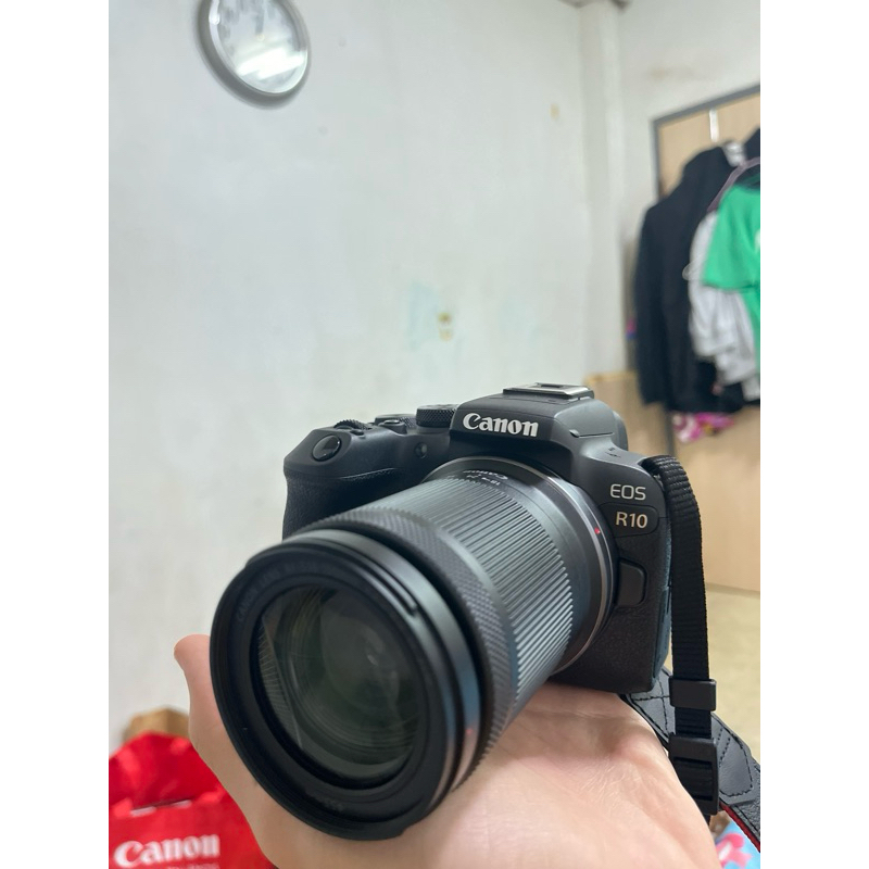 canon R10    鏡頭18-150  二手9成新🆕  私訊了解價格哦～