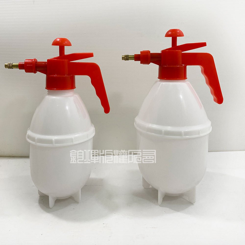 1.5公升噴霧器  氣壓式噴壺/水壺有加壓裝置/壓力噴水器 灑水器/澆花澆水器.噴清潔液.噴消毒液