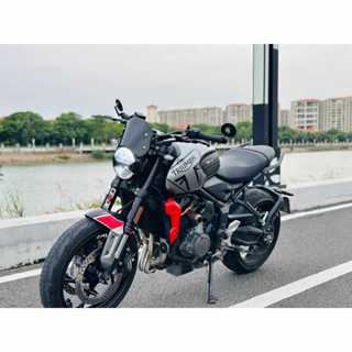 Triumph Trident 660後扶手 適用於 凱旋 Trident660改裝後靠背 凱旋660 Triden