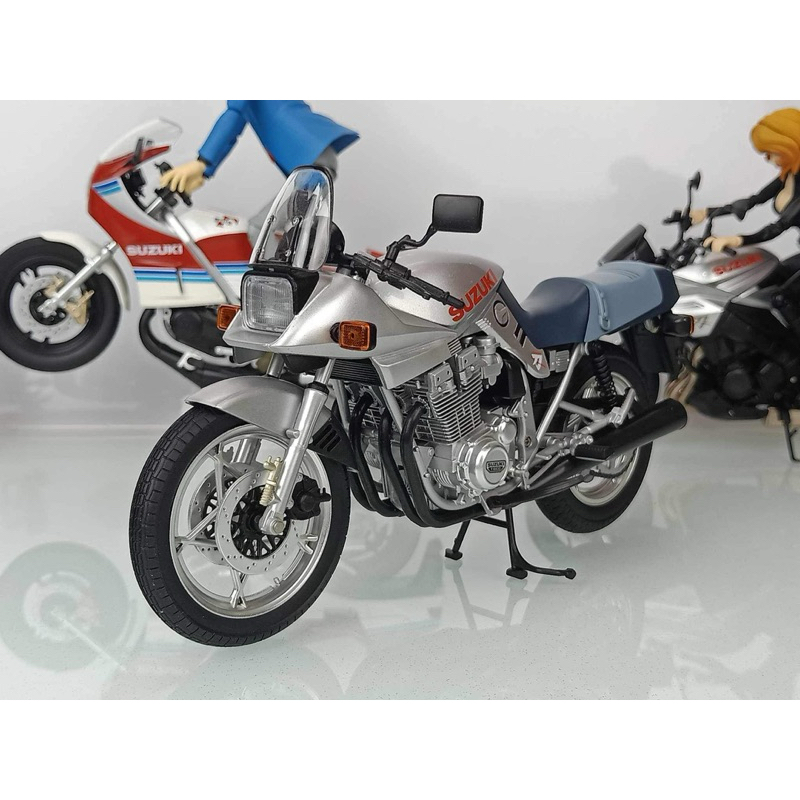 Aoshima 1:12(1/12) Suzuki KATANA GSX-1100S 鈴木 老刀 青島社 重機 模型車