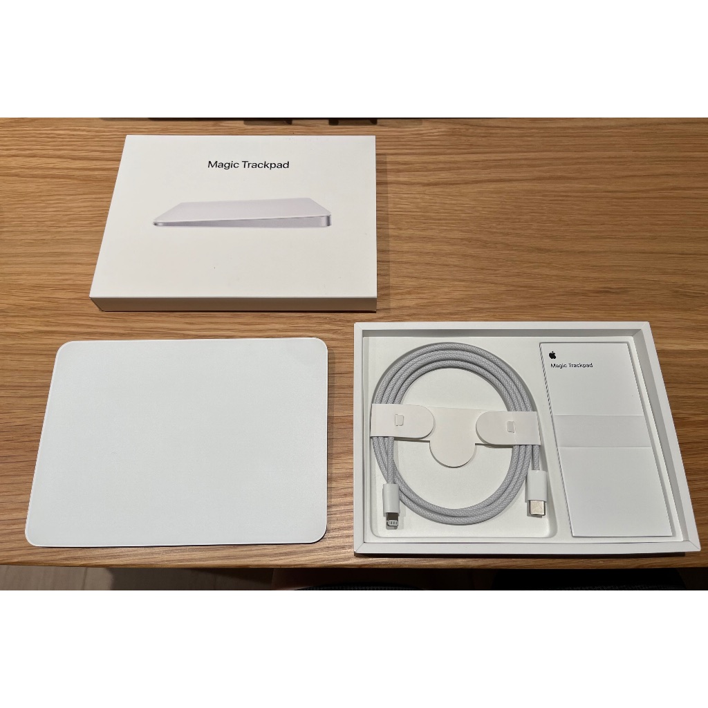 Apple A1535 Magic Trackpad 巧控板 - 白色多點觸控表面 九成新