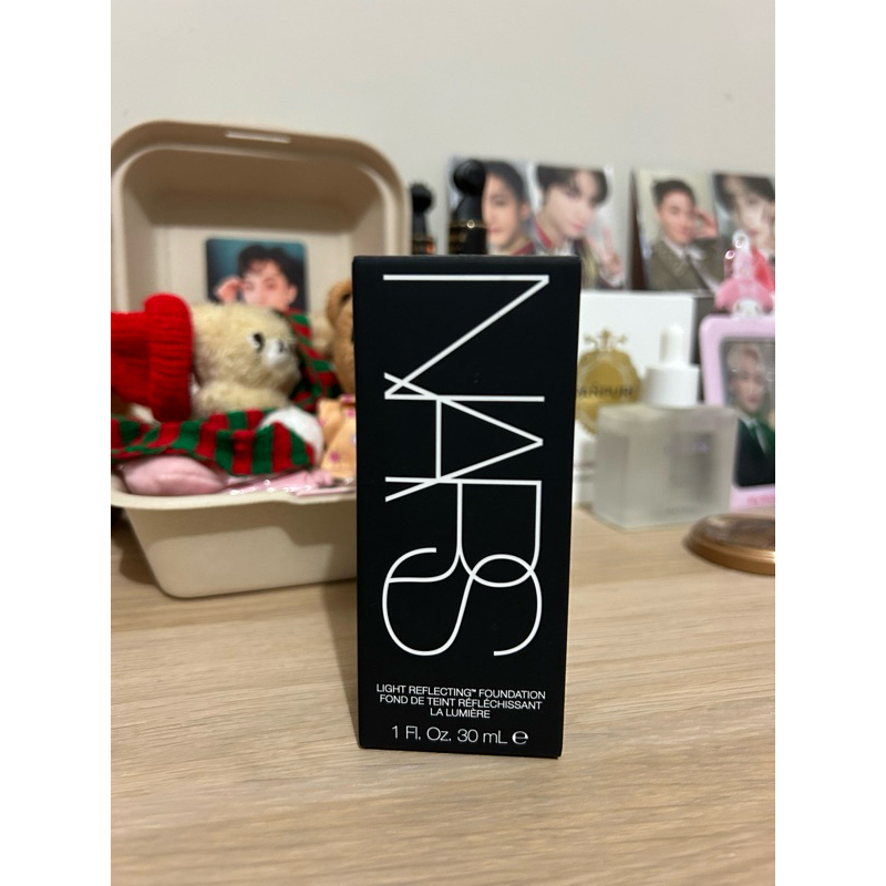 NARS OSLO MONT BLANC NARS裸光肌萃粉底精華 小光瓶 粉底液