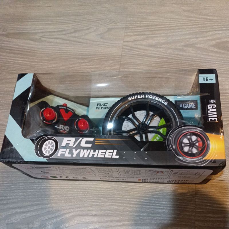 全新 R/C FLYWHEEL 2.4GHz 輪胎造型 燈光 音效 遙控車 遙控汽車 紙盒尺寸 29x11x14公分EQ