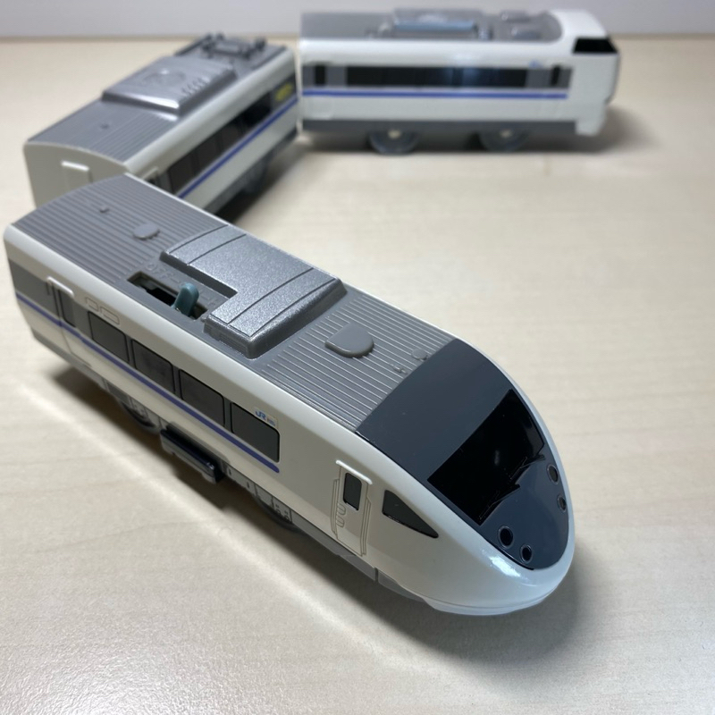 絕版品 Tomy Plarail S-57 681系特急 雷鳥 大功率電機(磁吸連結規格)