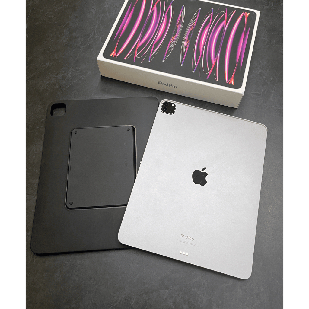 （二手限面交）iPad Pro M2 太空灰色 128GB 12.9吋 保固內 保存狀況佳 有盒 附MOFT保護殼