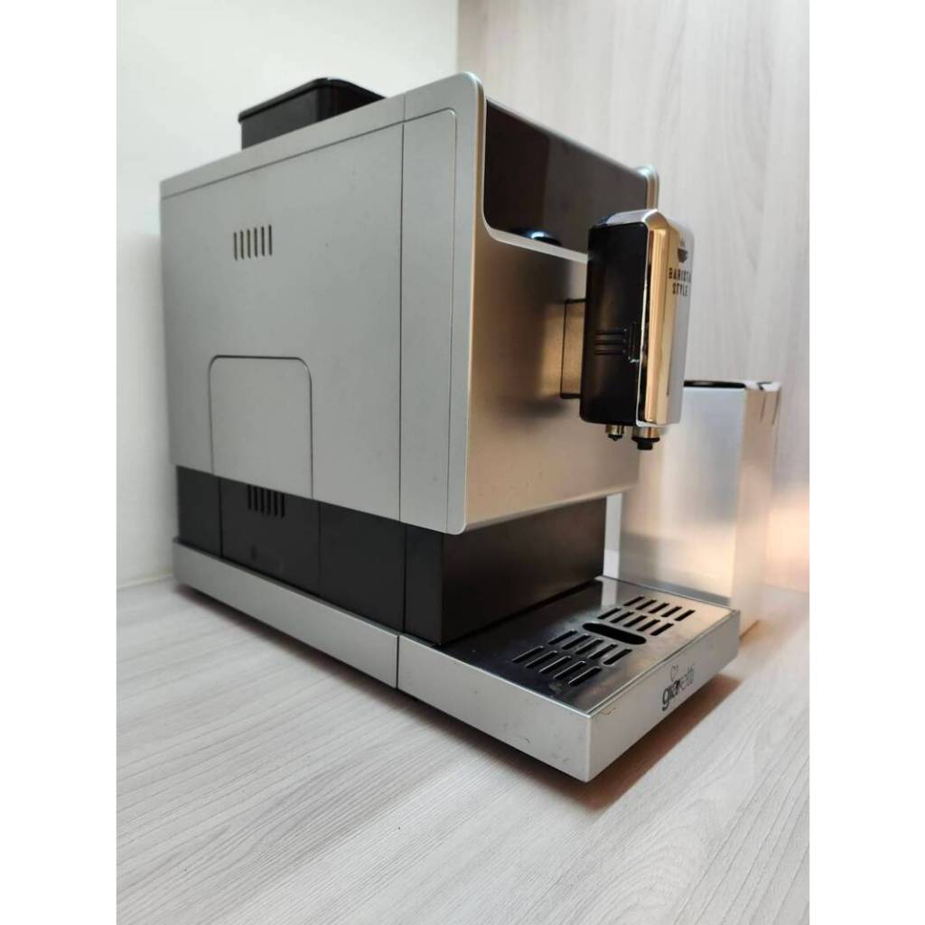 二手咖啡機 全自動義式咖啡機 全自動咖啡機 義大利Giaretti品牌 綿密奶泡 GI-8530