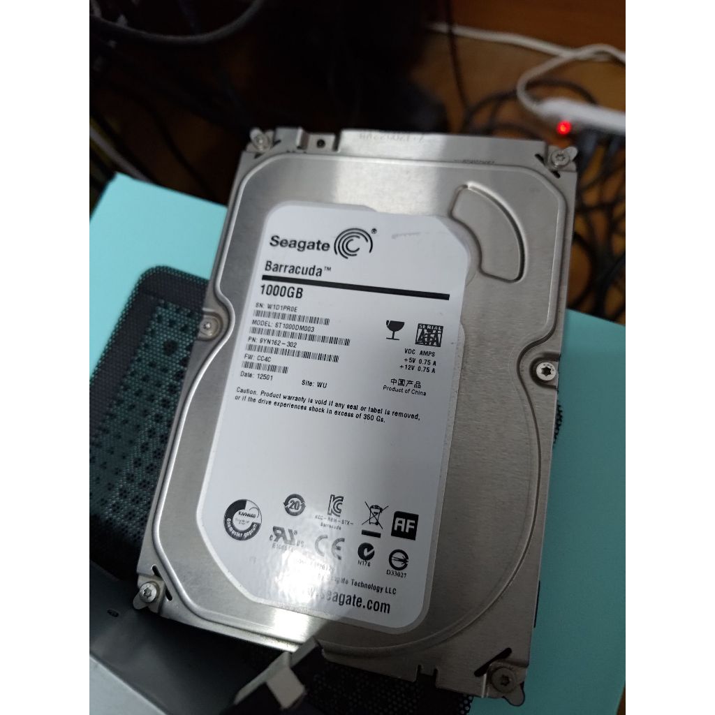 SEAGATE 傳統硬碟 HDD 1TB + SATA光碟機