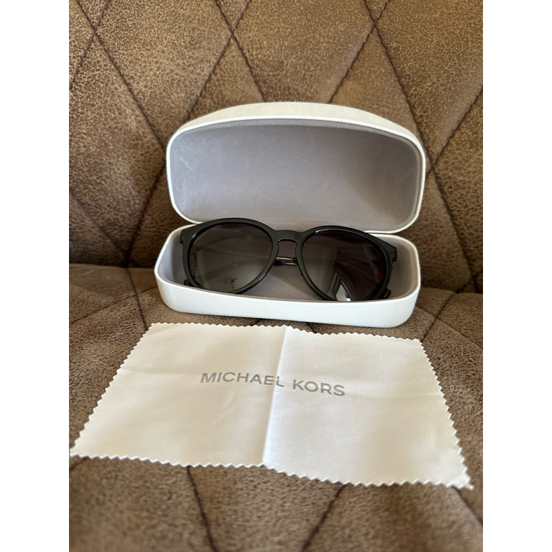 Michael Kors MK太陽眼鏡 MK2143(Tampa)貓眼太陽眼鏡樣美國Outlet購入