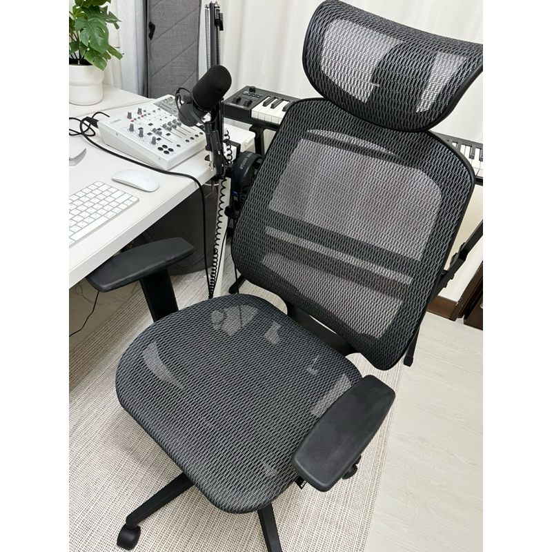 Backbone人體工學椅 Bear 系列透氣網座 銀灰色 （台中清水自取價6000！不寄送）
