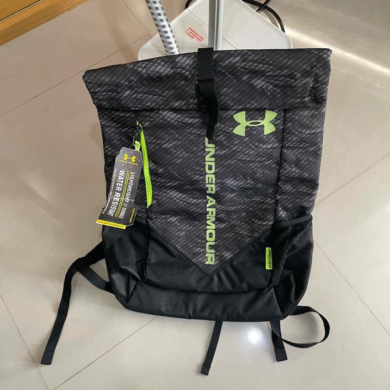 UA Under Armour back pack 後背包超輕