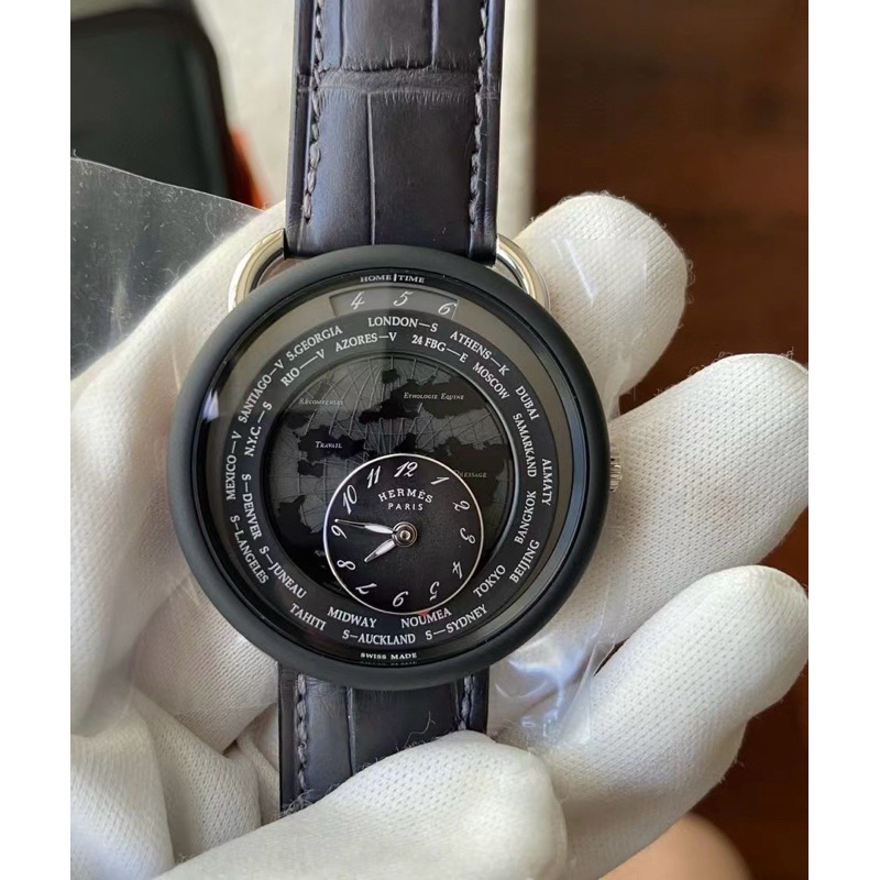 國外現貨🌟愛馬仕 hermes 時光漫步手錶 41mm 錶盤黑銀 鉑金打造 24個時區可自動轉換世界時間