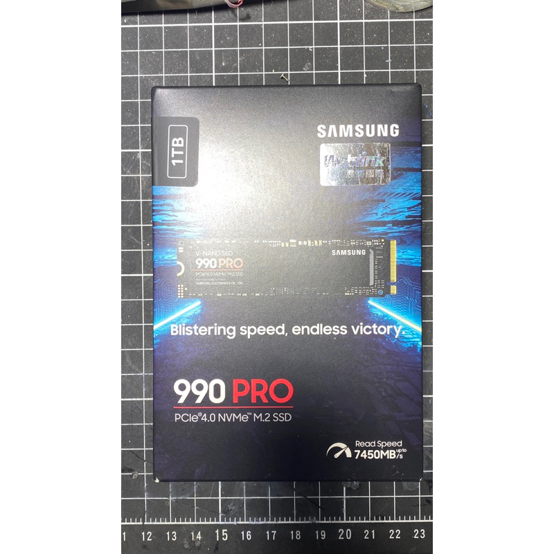 (全新）Samsung 990 pro 1TB NVMe M.2 SSD