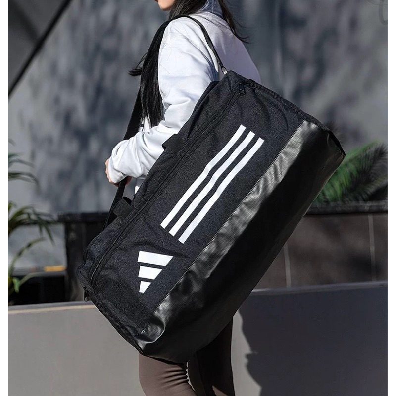 Adidas 愛迪達 健身包 健身袋 旅行袋 斜背 側背包 斜背包 圓筒包 側背袋 手提袋 大容量 旅行 運動 袋子 黑