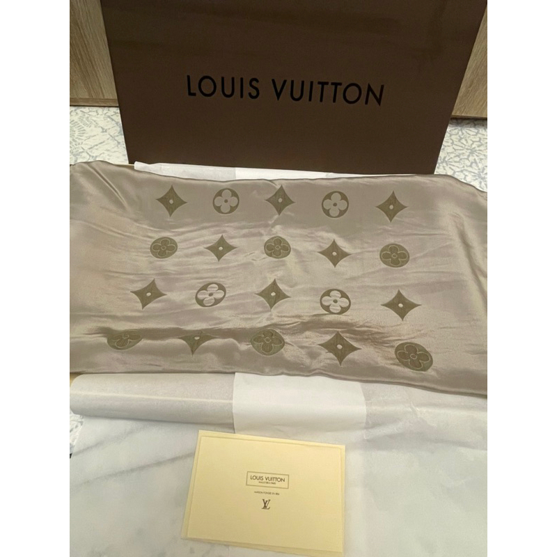 全新附盒 Louis  Vuitton LV雙色Monogram提花圍巾絲巾