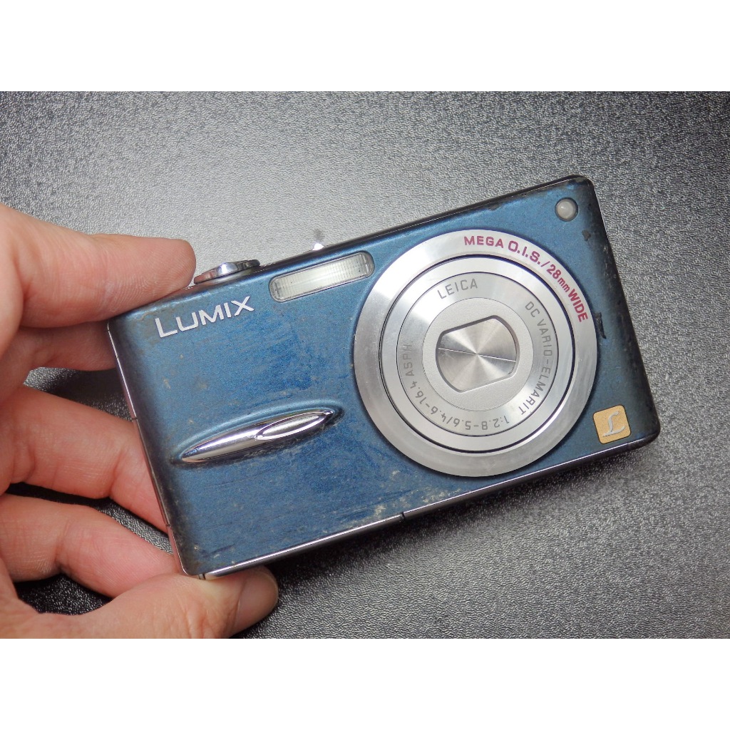 &lt;&lt;老數位相機&gt;&gt;PANASONIC LUMIX DMC-FX30 (防手震 / CCD相機 /萊卡鏡頭/ 藍)