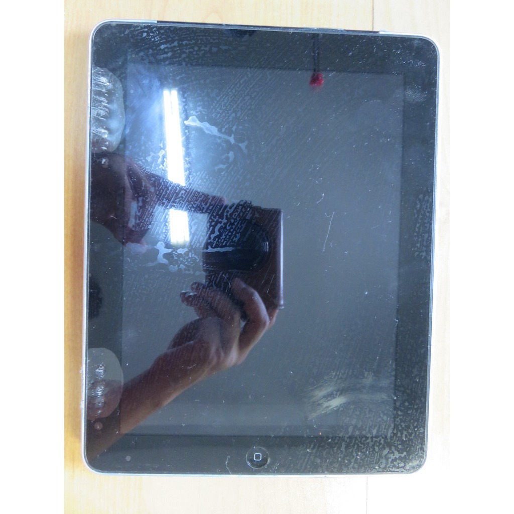 X.故障平板- Apple iPad 1 (A1337) 3G版 32GB  直購價510