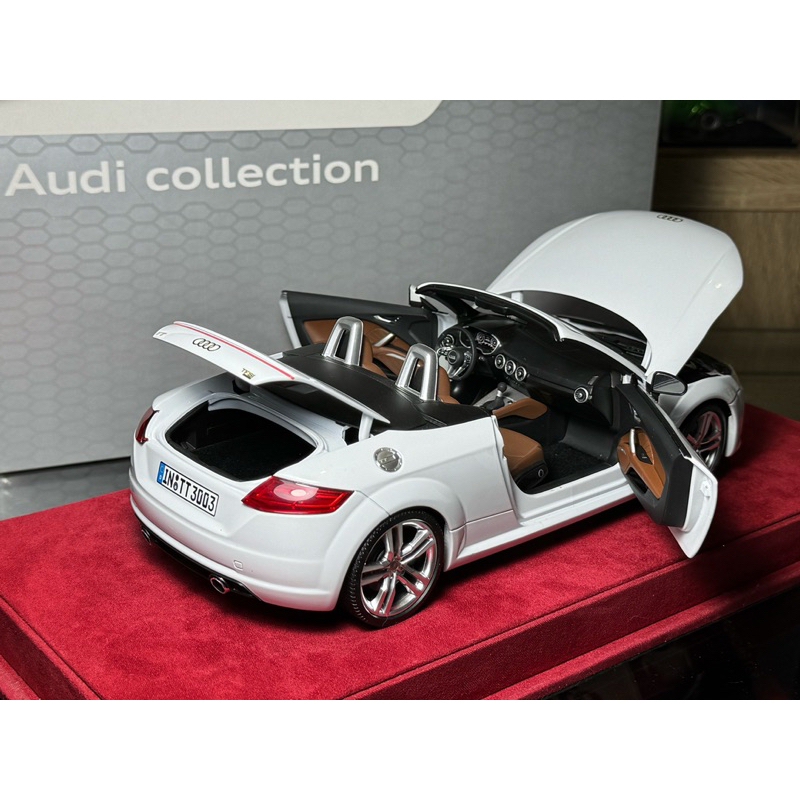 德國原廠 Minichamps 1/18 Audi TT TFSI Roadster Mk3 敞篷 白色 駝色內裝 絕版