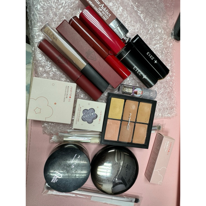 現貨/二手多款彩妝口紅遮瑕香奈兒/MAC/3CE/DIOR/MAKEUP/