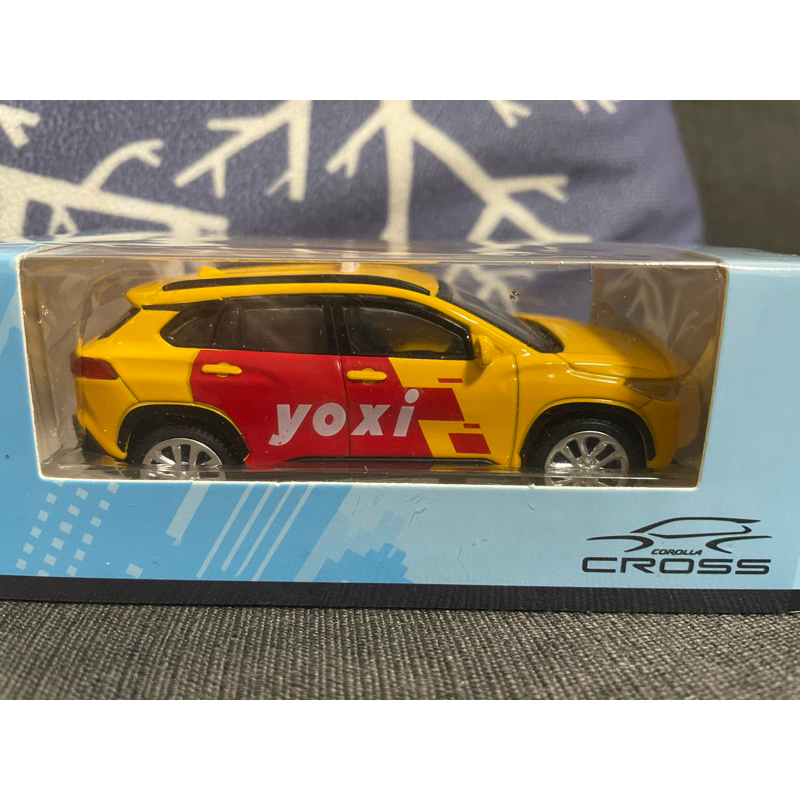 Toyota COROLLA CROSS yoxi  限定版迴力車