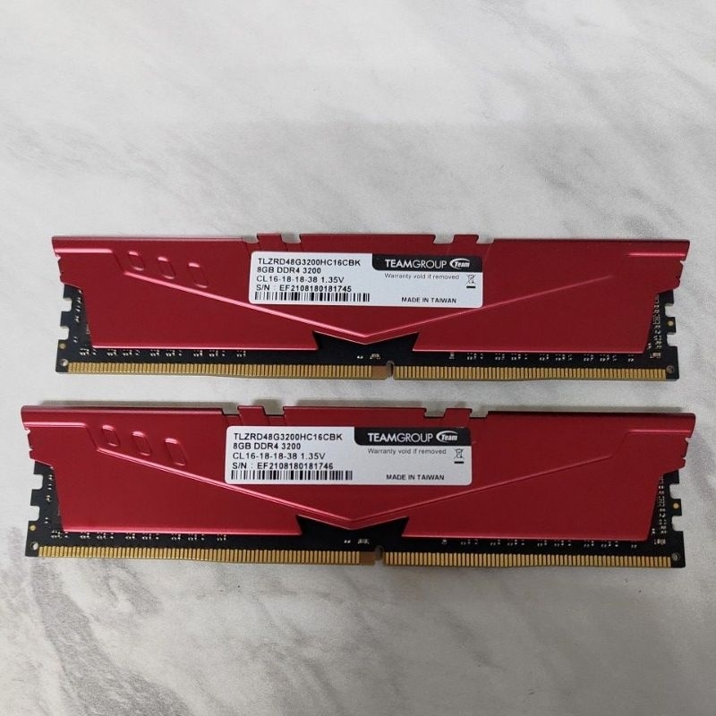 TEAMGROUP 十銓 T-FORCE VulcanZ DDR4-3200 8Gx2 雙通道 紅色 記憶體