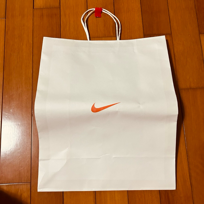 Nike 專櫃紙袋 現貨