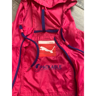 PUMA Packable 防風防曬薄外套 可收納機能外套 粉色 L號