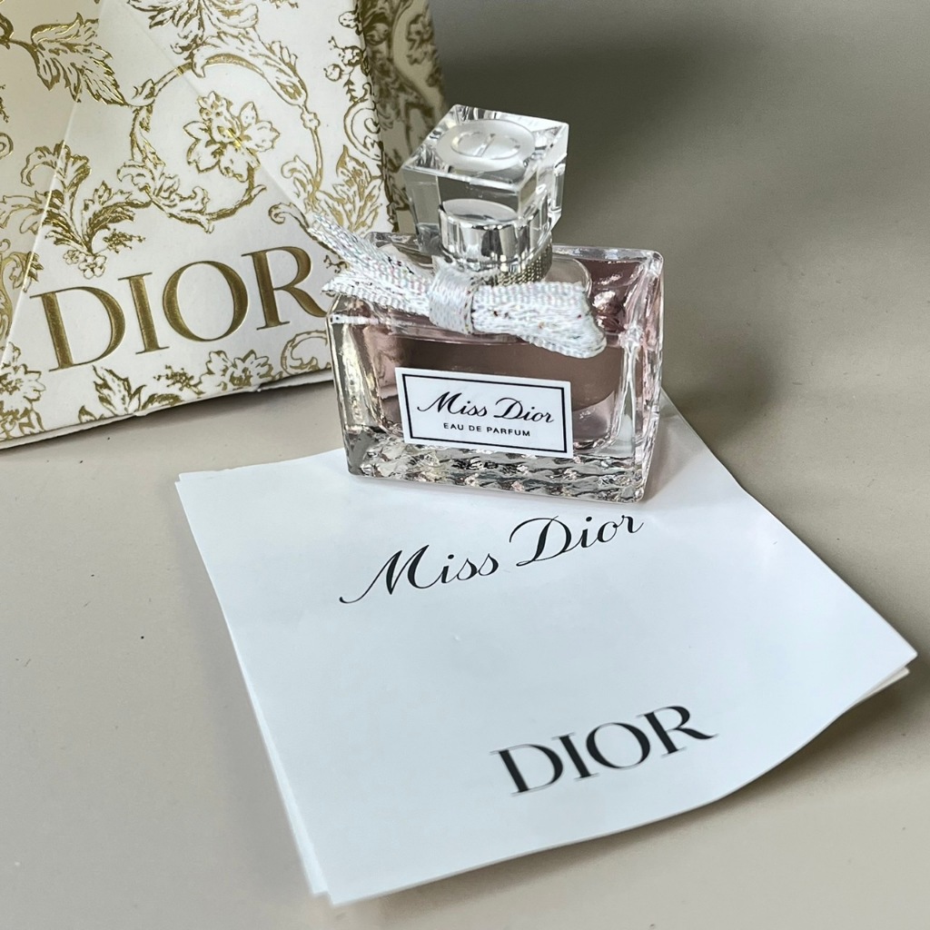 Dior 迪奧 Miss Dior香氛5ml 杜樂麗花園版 精巧版 沾式小香 2024 最新花紋 送禮 禮盒【專櫃不貴】