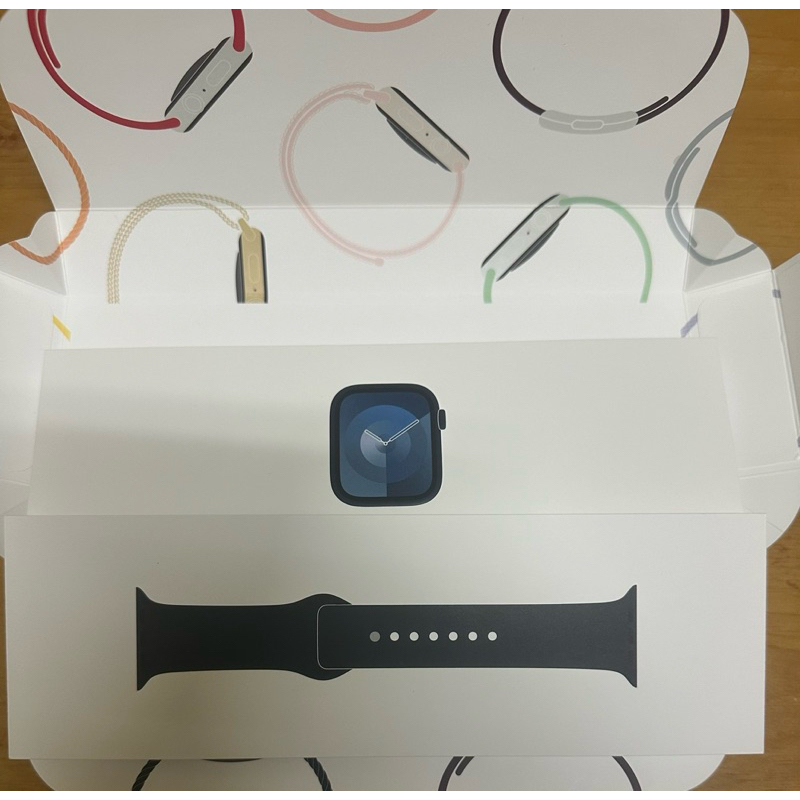 全新未拆 Apple Watch S9 41 LTE(GPS + 行動網路)午夜色鋁金屬錶殼/運動型錶帶