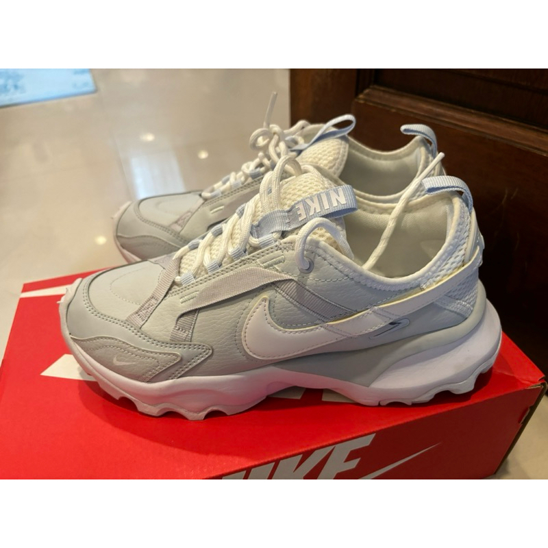 NIKE TC 7900 籃灰白 反光 女神 仙女鞋