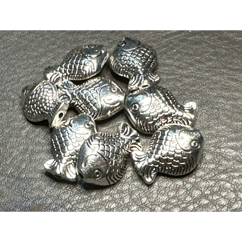 藏銀飾品隔珠 魚 造型隔珠（特大） ，單顆約16mm*12mm*5mm