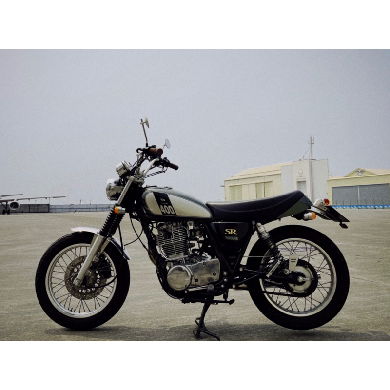 2018 Yamaha SR400