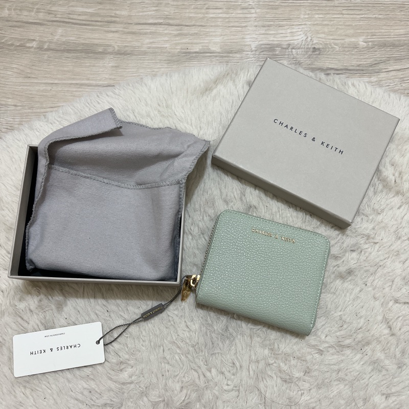 ｜全新正品｜Charles &amp; Keith 小ck 拉鍊 短夾 皮夾 卡夾 皮包 CK6-10770597 零錢包 錢包