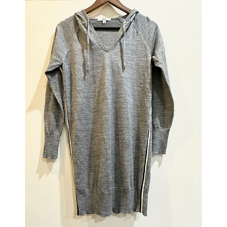 《咪の二手洋裝》💐Uniqlo羊毛連帽洋裝（S)/日本 專櫃 日系 線衫 針織 線條 衣優酷 長袖 長版上衣/073