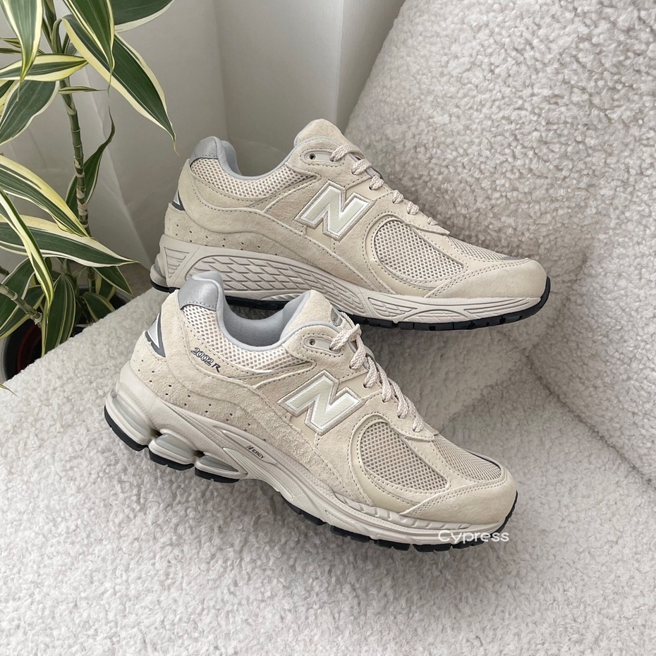 【Cypress】New Balance NB 2002R 工裝 麂皮 奶油白 慢跑鞋 ML2002RE