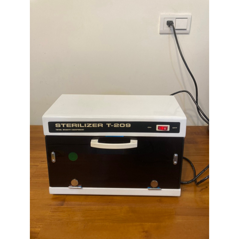Sterilizer 紫外線殺菌消毒 電熱箱 保溫箱 (T-209)