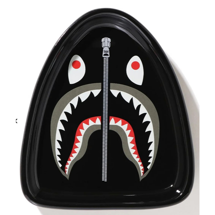 現貨 BAPE SHARK ASH TRAY 菸灰缸 日本製 黑色 鯊魚頭