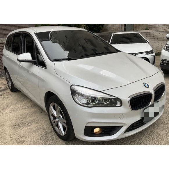 BMW 218I 2016-03 白 1.5 汽油 七人座