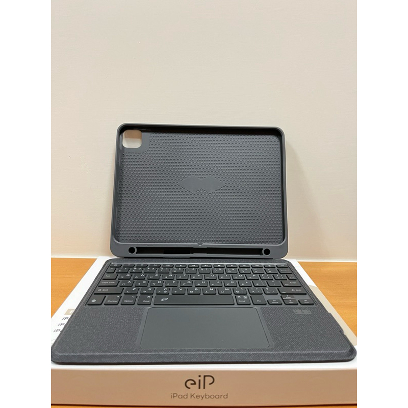 eip magnetic iPad 鍵盤 二手 9成新 藍牙 磁吸收納 可拆式 多角度 無線 原廠 巧控 聰穎