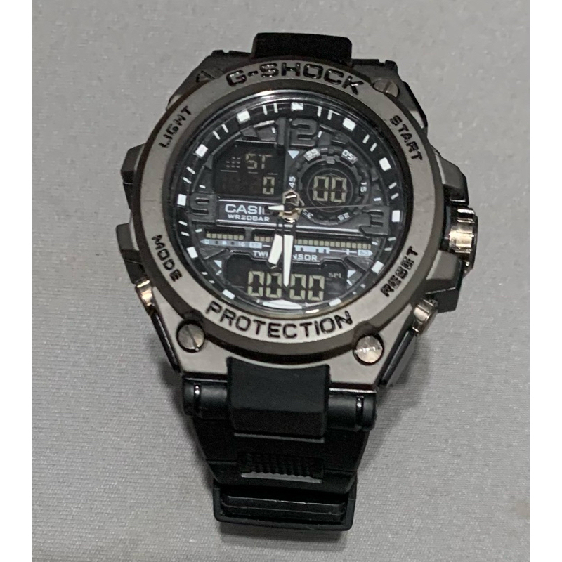 沒有用幾次的CASIO-卡西歐 G-SHOCK WR20BAR黑色帥氣耐震運動錶