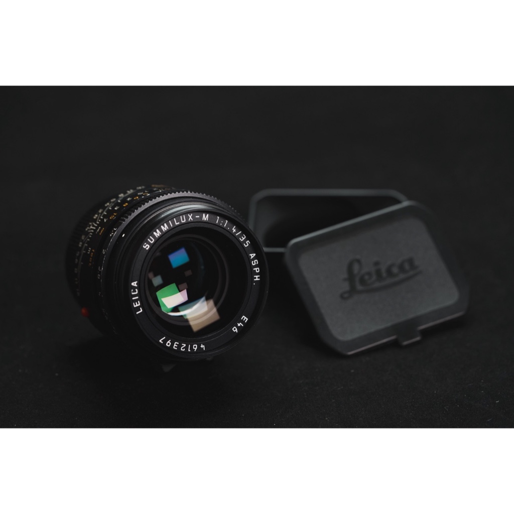 Leica Summilux 35mm f 1.4 asph 11663 黑 有盒裝、遮光罩