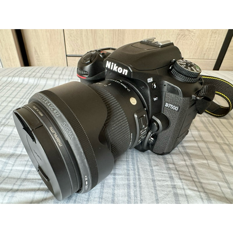 Nikon D7500 + Sigma 17-70mm F2.8-4