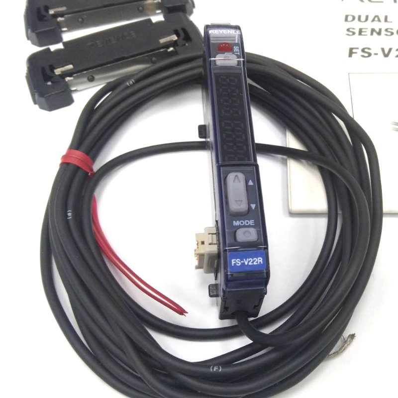 庫存品 KEYENCE基恩斯 FS-V22R 光纖放大器『C4-05』纜線型 擴充模組 NPN