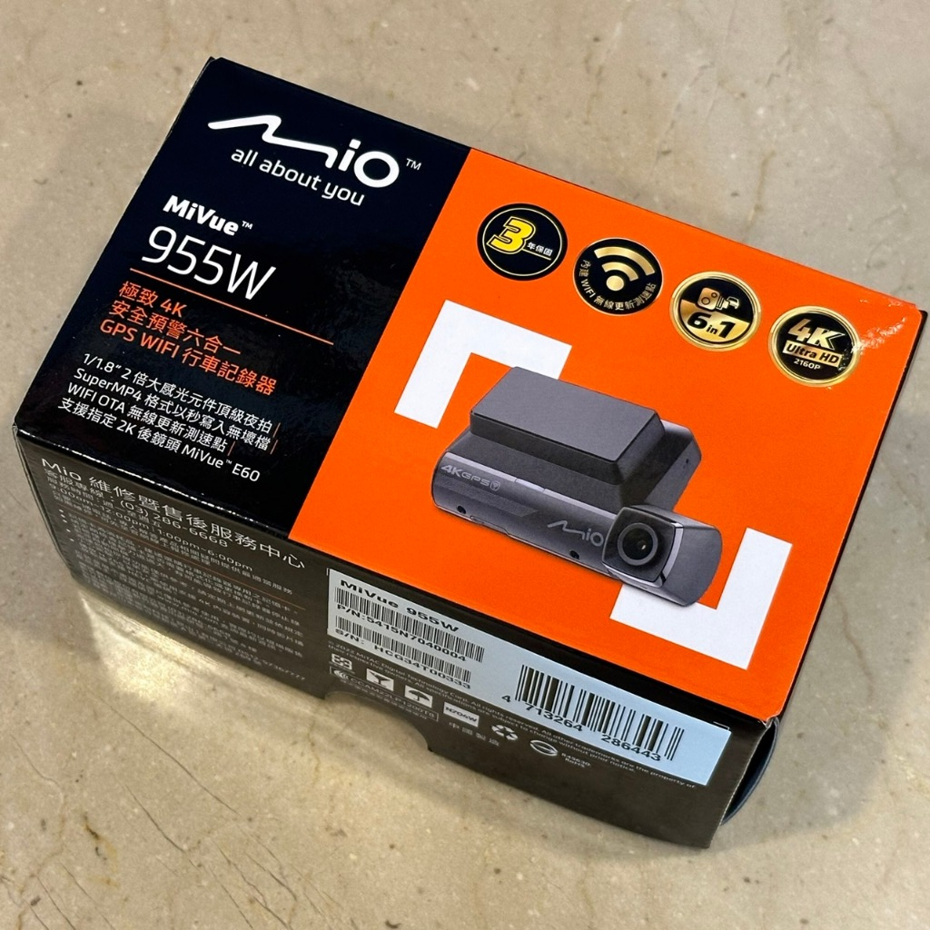 MIO MiVue 955W 二手 品況佳 4K安全預警六合一 GPS WIFI 行車記錄器 MOMO購買 使用7個多月